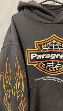 日本販売中止‼️激レアparagraphパーカーのサムネイル