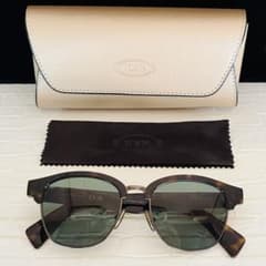 ちゃみ 　美品 TOD'S べっ甲調 サングラス 眼鏡 めがね ちゃみ 様専用 美品 TOD'S べっ甲調 サングラス 眼鏡 めがね - メルカリ