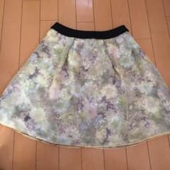 SAYURI様専用☆アプワイザーリッシェ♡水彩フラワースカートのサムネイル