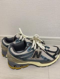 New Balance 1906R スニーカーのサムネイル