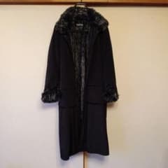 通販生活 伊藤エミフェイクファー黒ロングコート - メルカリ
