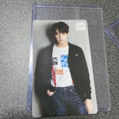 BTS ジョングク トレカ 公式のサムネイル