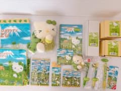 【新品未開封】伊豆限定　ハローキティ　ワサビキティ　ぬいぐるみ含15点以上セットのサムネイル