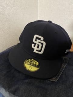 【希少】NEWERA San Diego Padres キャップ navyのサムネイル