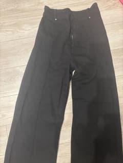 ZARA ブラック ワイドパンツのサムネイル