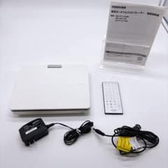 東芝 ポータブルDVDプレーヤー SD-P910S 訳あり - メルカリ