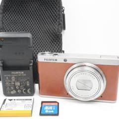 【美品】FUJIFILM XF1 ブラウン デジカメ 充電器 SDカードセット 富士フイルム FUJIFILM XF1 ブラウン コンパクトデジタルカメラ 中古 デジタルカメラ