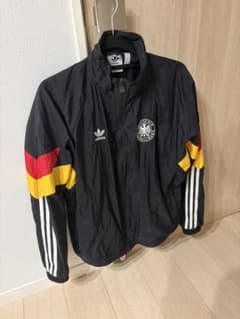 【美品】adidas ドイツ代表 ジャケットのサムネイル