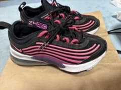 Nike Air Max 270 ブラック/ピンクのサムネイル
