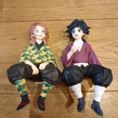 鬼滅の刃 ちょこのせフィギュア 冨岡義勇 錆兎 2個セット - メルカリ