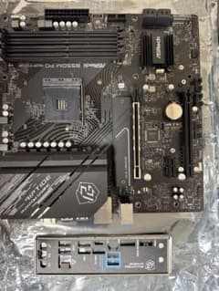 ASRock B550 PG Riptide Micro-ATX マザーボード - メルカリ