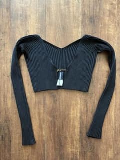 JACQUEMUSリブショート丈トップス(黒)38 JACQUEMUSリブショート丈トップス(黒)38 - メルカリ