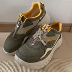 最終セール　UGG アグ　スニーカーのサムネイル
