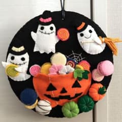 ハロウィンリース　フェルトのサムネイル