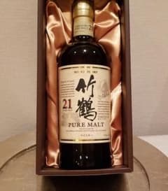 【希少】竹鶴21年 箱入り 700mlのサムネイル