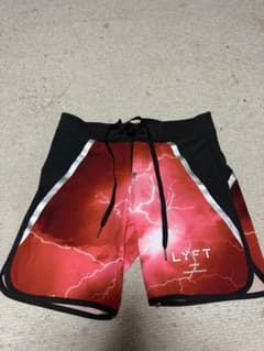 未使用品】LYFT サーフパンツ ボードショーツ フィジーク リフト