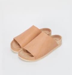 【いち様専用】hender scheme × カリモク サンダルのサムネイル