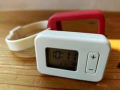 無印MUJI　タグツールと時計のサムネイル
