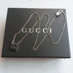 最終値下げ！GUCCI グッチシルバースクエアネックレスのサムネイル
