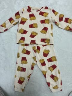 フライドポテト柄 ベビーパジャマ 18-24M セットアップのサムネイル