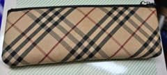 BURBERRY　バーバリー　ペンケースのサムネイル