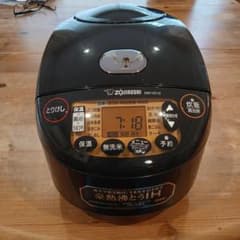 象印 NW-D10 炊飯器 - メルカリ
