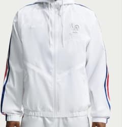 NIKE x JACQUEMUS トラックジャケット ホワイト 2XL NIKE x JACQUEMUS トラックジャケット ホワイト 2XL - メルカリ