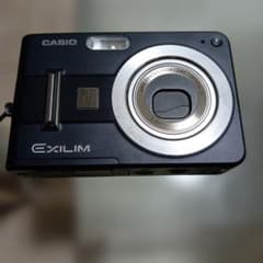 CASIO EXILIM EX-Z57 デジタルカメラ 本体 - メルカリ
