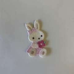 ファミリア　ウサギの刺繍ワッペンのサムネイル