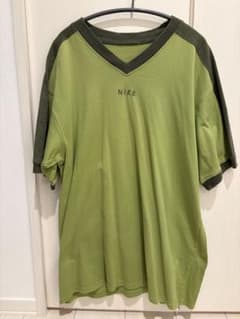 NIKE Vネック Tシャツ メンズのサムネイル