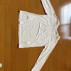 Tシャツ素材のブラウスのサムネイル