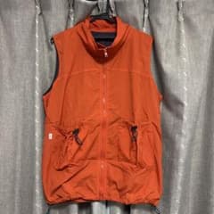 commongullproductsベスト オレンジ - メルカリ
