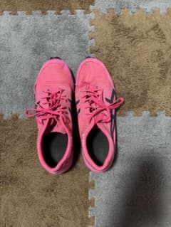 ASICS WAVESCULPT ピンク ランニングシューズのサムネイル