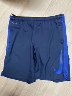 NIKE ナイキ　サッカーパンツのサムネイル