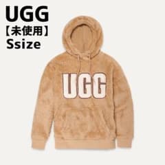 【未使用】UGG アグ　ロゴ　フリース　トレーナー　フード付　ボアパーカー 未使用】UGG アグ ロゴ フリース トレーナー フード付 ボアパーカー
