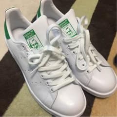 アディダス スタンスミス 緑のサムネイル