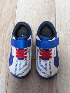 umbro サッカー トレーニングシューズ　16センチのサムネイル