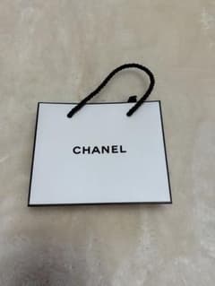 CHANEL ショップ袋 ホワイトのサムネイル