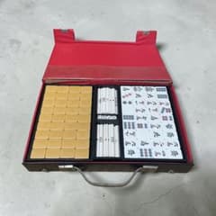 麻雀牌セット ケース付き - メルカリ