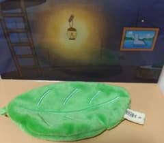 하파의 이부자리·영화 스미코구라시 토카게의 집 장면
