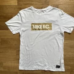 NIKE F.C. Tシャツ ホワイト ゴールドのサムネイル