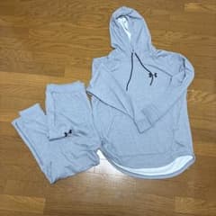UNDER ARMOUR スウェット セットアップ グレーのサムネイル