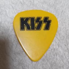 KISS ジーン シモンズ 83年 ギターピック - メルカリ