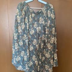 ぬまの様専用　小花柄パンツ＋レースノースリーブのサムネイル