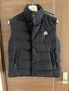 MONCLER ダウンベスト ウール ネイビー ビームスコラボのサムネイル