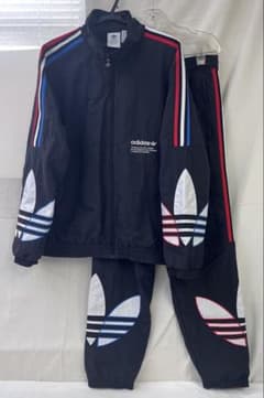  アディダス　トリコロール　トレフォイル ナイロン上下　M　目黒蓮 adidas アディダス トリコロール トレフォイル ナイロン上下 M 目黒蓮
