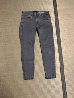 Bershka スキニーデニム ジーンズのサムネイル