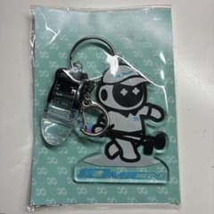 (新品・未使用）IOMIC パタークリップ（アクリルキーホルダー)のサムネイル