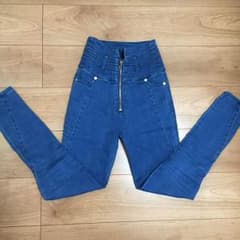 ハイウエスト♡emoda murua moussy sly rienda系のサムネイル