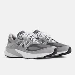New Balance 990 グレー スニーカーのサムネイル